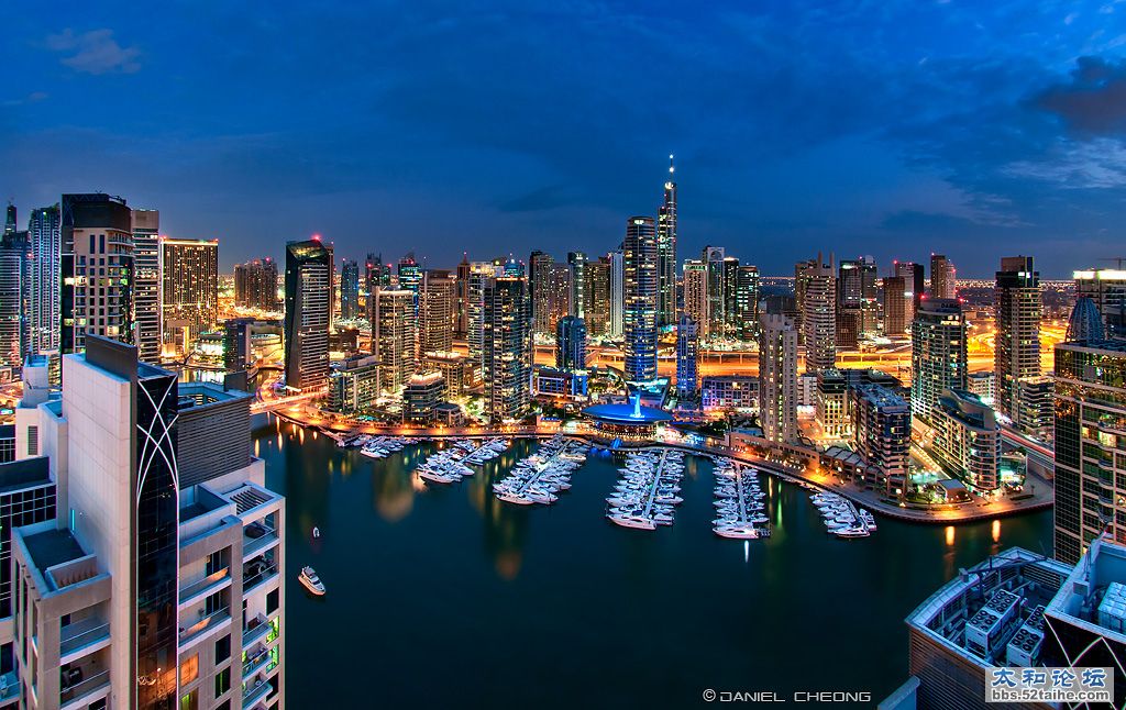 闪亮的码头  多张曝光hdr   作者 DanielKHC.jpg