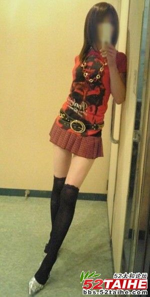 比女生还漂亮的伪娘16.jpg