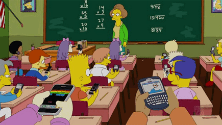 老师上课的质量直接关系到同学们的手机流量和电量~.gif