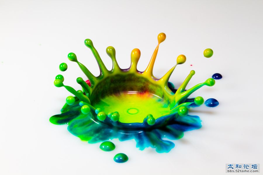 彩色的水滴  作者 Francois Dorothe.jpg