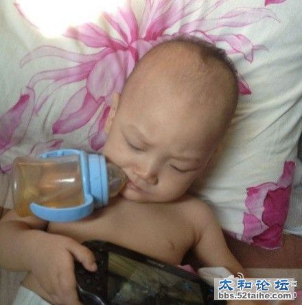 这孩子长大后一定是个人才.jpg