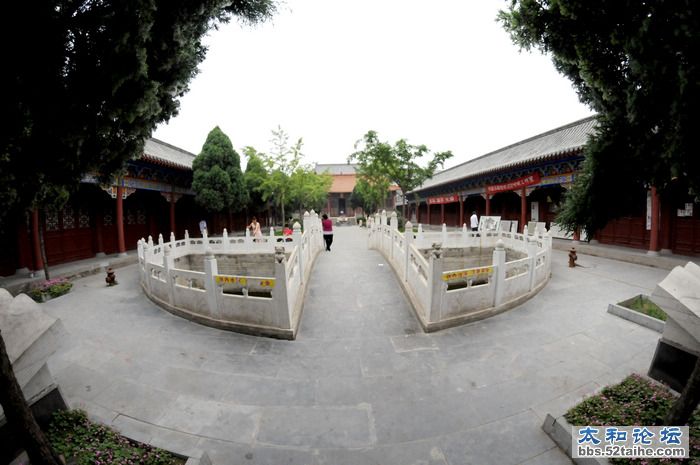另眼看文庙1.jpg