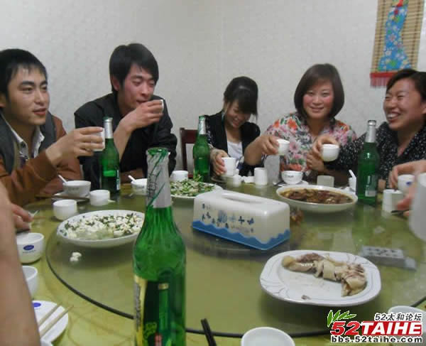 聚会进行中4.jpg